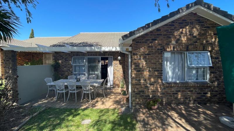 3 Bedroom Property for Sale in Tyger Valley Western Cape